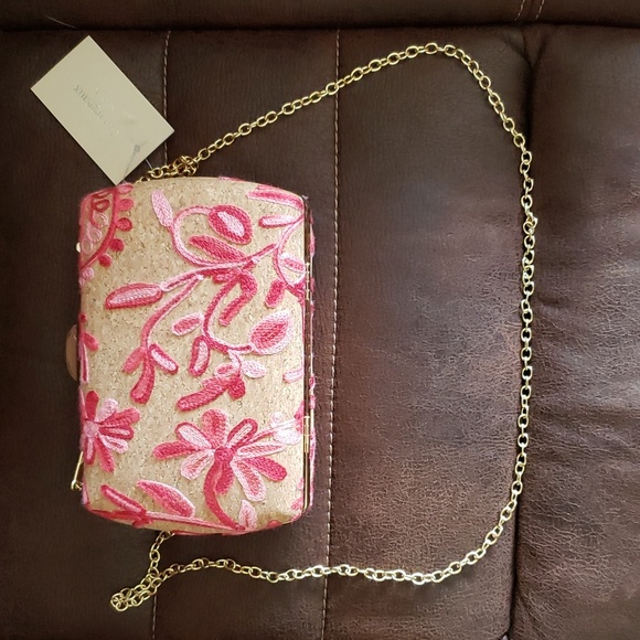 D' Margeaux New York Women's Cork Clutch - Picture 6 of 14